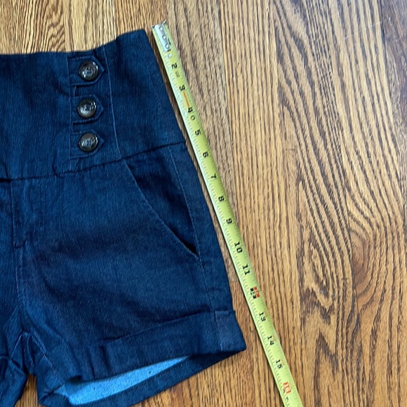ARDEN B Jeans Shorts - Picture 3 of 5